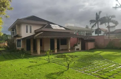 Casa para venda em joinville, américa, 3 dormitórios, 1 suíte, 4 banheiros, 5 vagas