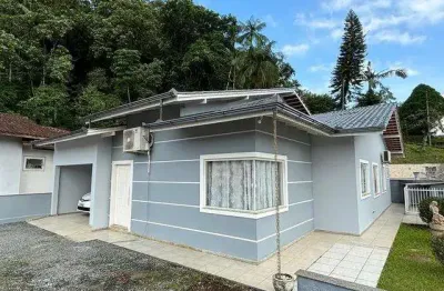 Casa para venda em joinville, glória, 3 dormitórios, 1 suíte, 3 banheiros, 3 vagas