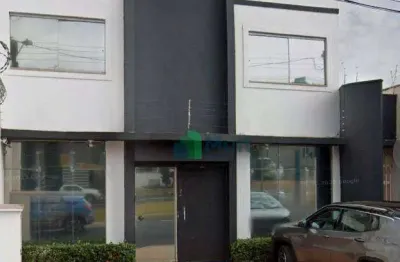 Imóvel comercial em excelente localização na av independência, 2 pavimentos com 358m² de área privativa.
