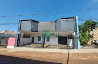 Casa comercial em excelente localização na av independência com  alça de acesso a francisco junqueira, terreno 468m² e 421m² de área útil.