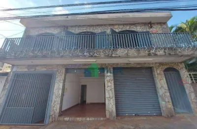 Salão comercial em ótima localização no centro da cidade com 80m² .