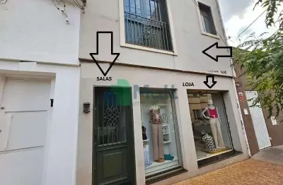 Sala Comercial no andar superior em excelente localização no Bairro Boulevard/ Centro com 50m² de área privativa. - SA0359