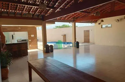 Casa térrea comercial/residencial em excelente localização no bairro parque dos bandeirantes com terreno de 401,70m² e 245,16 de área construída.