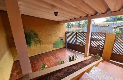 Casa térrea localizada no bairro vila virginia com  terreno de 170,50m² e 121,70m² de área privativa, próximo ao ponto jota.