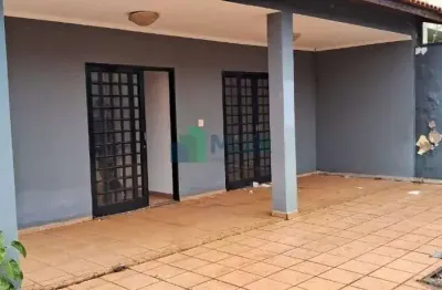 Casa com 4 quartos para alugar, 232 m²  - Alto da Boa Vista - Ribeirão Preto/SP - CA1842