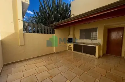 Casa com 3 quartos, sendo 1 suíte à venda, 144 m² - Sumarezinho - Ribeirão Preto/SP - CA1926