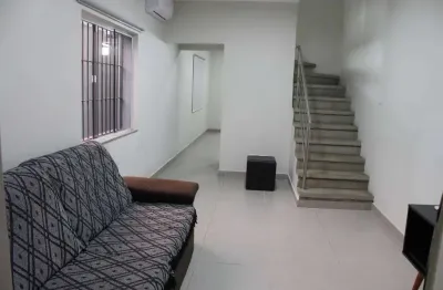 Sobrado Comercial e Residencial no Campo Belo 300 metros 3 quartos 02 Vagas
