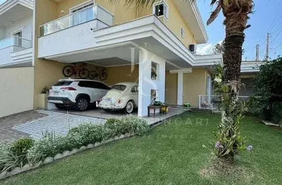 Casa com 3 quartos à venda na Rua Loreno Antônio Marcatto, Jaraguá Esquerdo, Jaraguá do Sul
