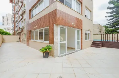Desfrute do conforto e sofisticpação neste exclusivo apartamento garden no coração de petrópolis