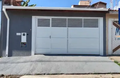 Casa com 3 quartos à venda na rua portugal, --, jardim celani, salto por r$ 550.000