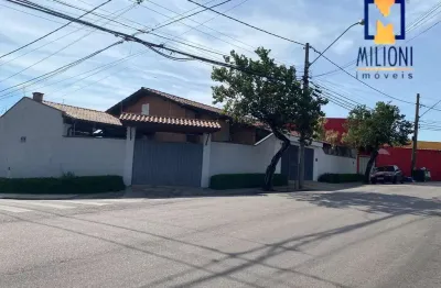 Casa com 4 quartos à venda na Rua Hélio Steffen, --, Vila Romão, Salto por R$ 700.000