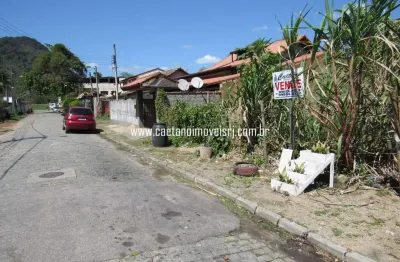 Terreno à venda no bairro Papucaia - Cachoeiras de Macacu/RJ