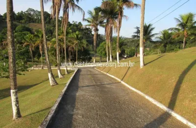 Sítio de Alto Padrão com 53.000m2 em Cachoeiras de Macacu/RJ