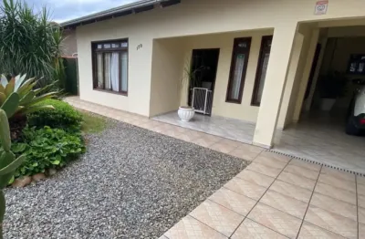 Casa com 3 quartos à venda no Floresta, Joinville 