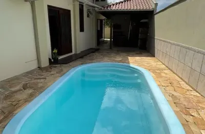 Casa com 3 quartos à venda no Saguaçu, Joinville 