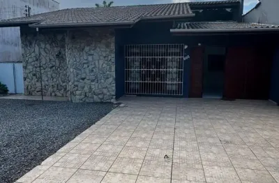 Casa com 3 quartos à venda no Saguaçu, Joinville 