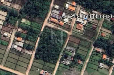 Amplo terreno em loteamento em ótima localização na praia do ervino
