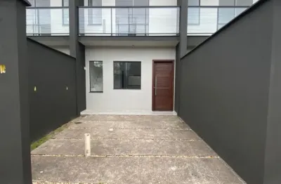 Geminados prontos para morar em ótima localização no aventureiro