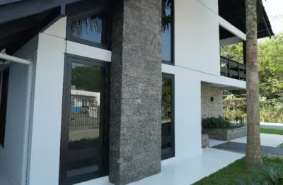 Casa com 4 quartos à venda no Floresta, Joinville 