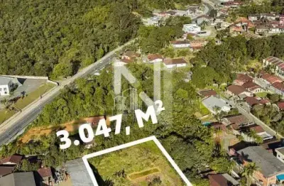 Amplo terreno em ótima localização no santa catarina