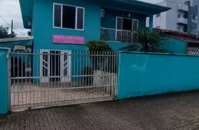Casa com 4 quartos à venda no Guanabara, Joinville 
