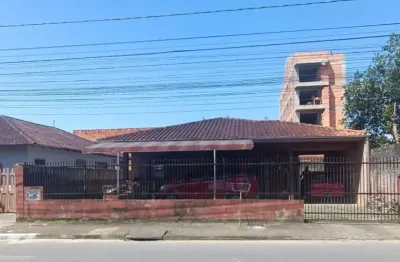 Casa com 3 quartos à venda no João Costa, Joinville 