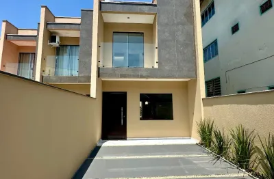 Casa com 3 quartos à venda no Adhemar Garcia, Joinville 