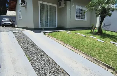 Casa pronta para morar e com chance de ampliação no joão costa