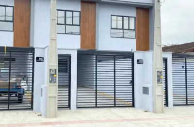 Casa com 3 quartos à venda no Guanabara, Joinville 