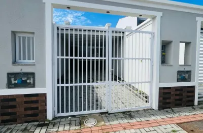 Lindo e moderno geminado bem localizado no bairro joão costa