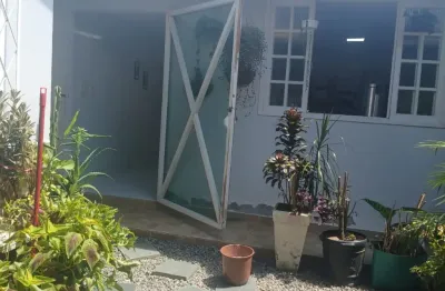 Casa com 2 quartos à venda no Jardim Paraíso, Joinville 