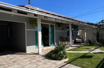 Casa de esquina e pronta para morar no bairro adhemar garcia