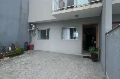 Espaçoso geminado pronto para morar no bairro guanabara