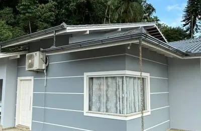 Casa com 3 quartos à venda no Glória, Joinville 