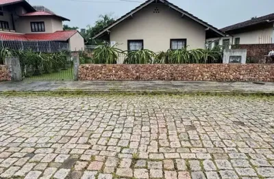 Terreno à venda no Anita Garibaldi, Joinville 