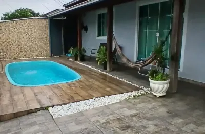 Casa com piscina e pronta para morar no bairro adhemar garcia