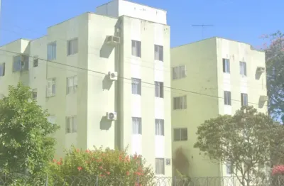 Aconchegante apartamento dentro de condomínio no costa e silva