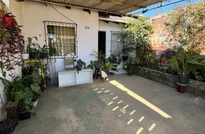 Linda e aconchegante casa bem localizada no bairro vila cubatão