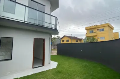 Lindo geminado de esquina em excelente localização no aventureiro