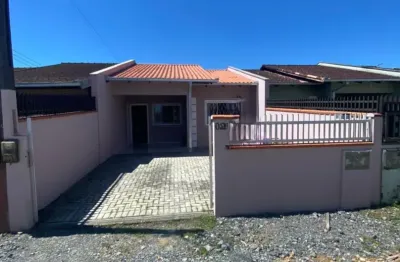 Lindo e charmoso geminado planta baixa em ótima localização no aventureiro