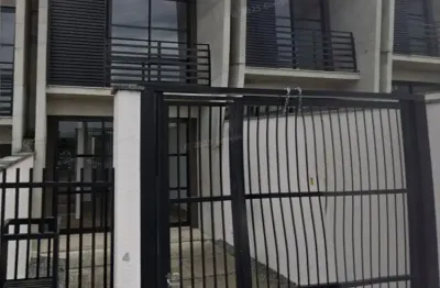 Lindo geminado pronto para morar em boa localização no comasa