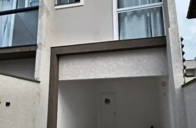 Lindo geminado pronto para morar e próximo a praia no bairro itacolomi