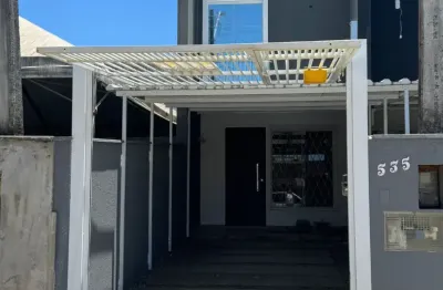 Lindo geminado semi mobiliado em excelente localização no vila nova