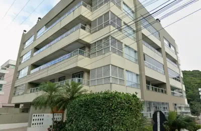 Lindo apartamento mobiliado pronto para morar apenas 400 metros da praia de bombas