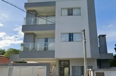 Lindo apartamento semi mobiliado e pronto para morar próximo a praia no bairro mariscal