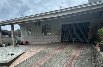 Casa com amplo terreno parcialmente averbada no jarivatuba