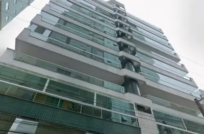 Lindo apartamento pronto para morar em excelente localização na meia praia