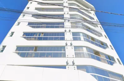 Linda Cobertura de Alto Padrão em Excelente Localização no bairro Cabeçudas