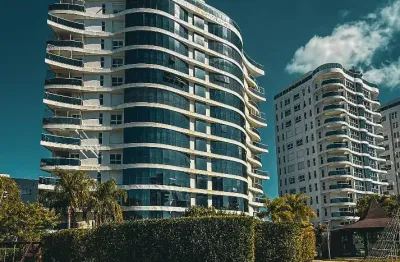 Lindo Apartamento de Alto Padrão em Condomínio Estilo Resort em Praia Brava