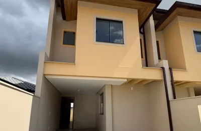 Lindo e Aconchegante Geminado Pronto para Morar em Forquilhas